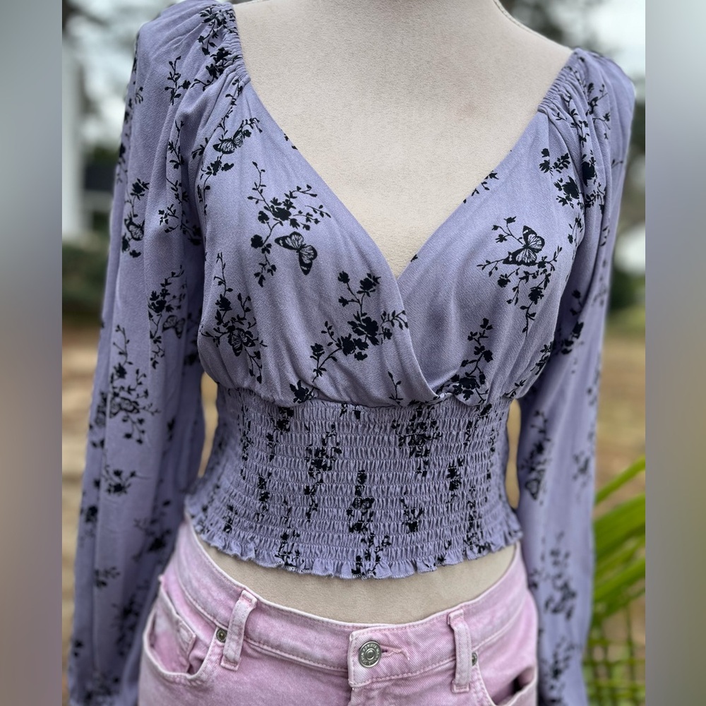 Kendall & Kylie Chic Lavender Floral Print Spring Top, Large, EUC